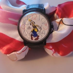 Vintage Lorus Quartz Goofy Watch